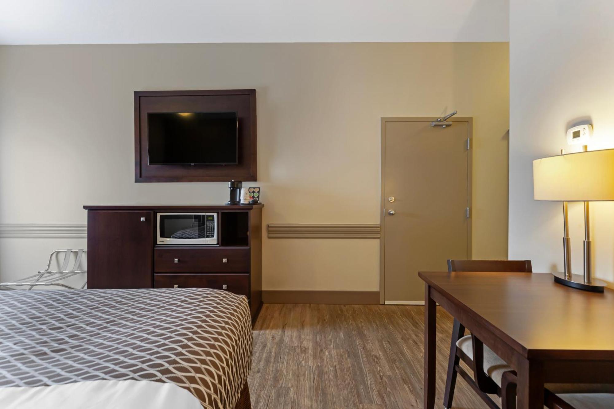 אדסון Best Western High Road Inn מראה חיצוני תמונה