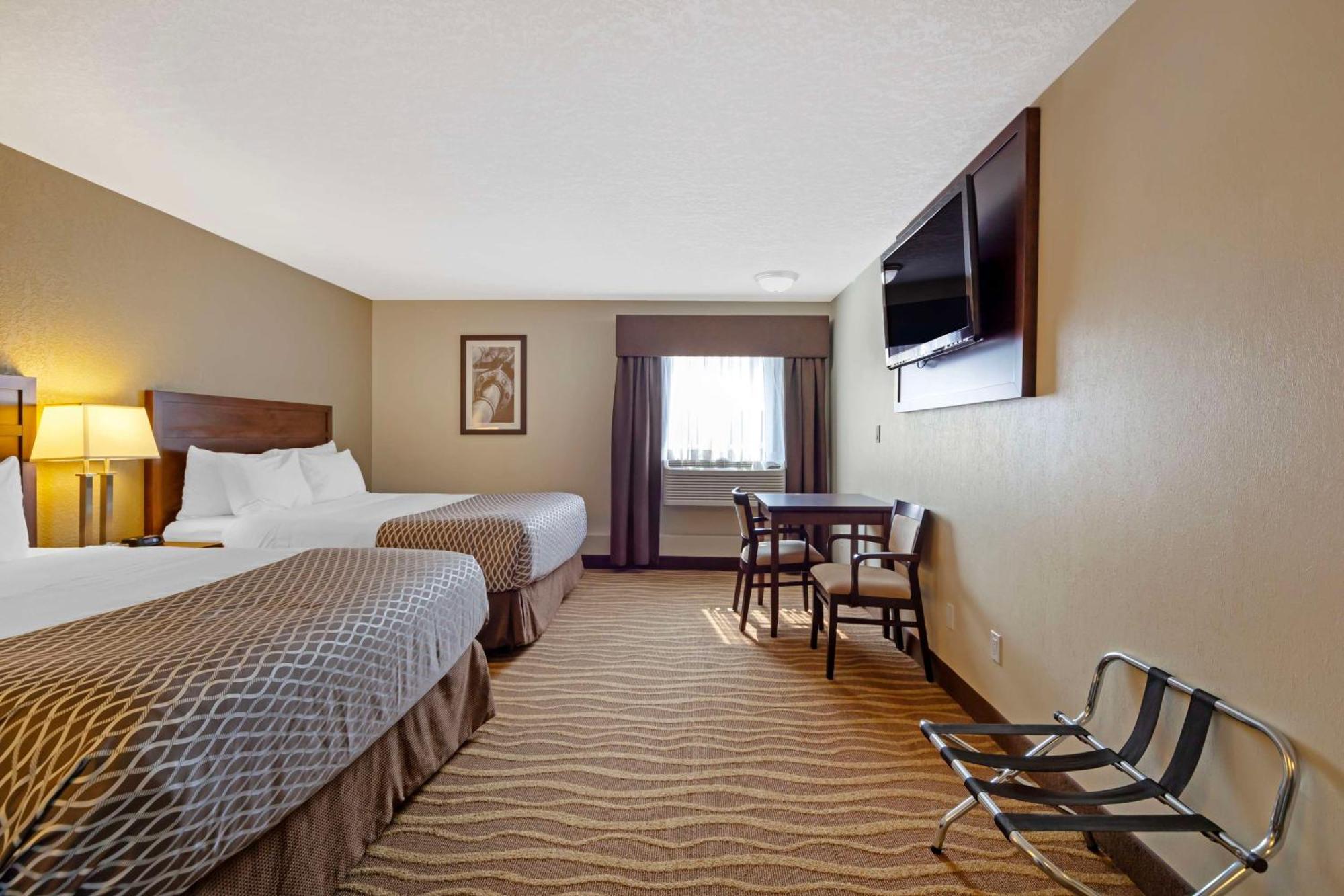 אדסון Best Western High Road Inn מראה חיצוני תמונה